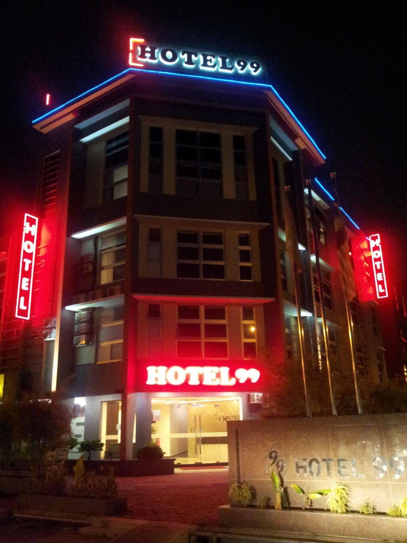 Hotel 99 Botanik Klang Exterior photo